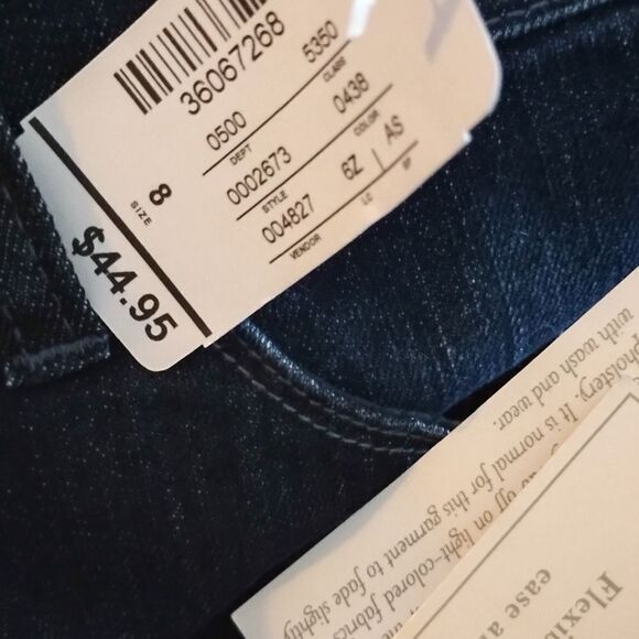 NWT Christopher & Banks Classic Fit Capris Size 8 - Picture 5 of 7